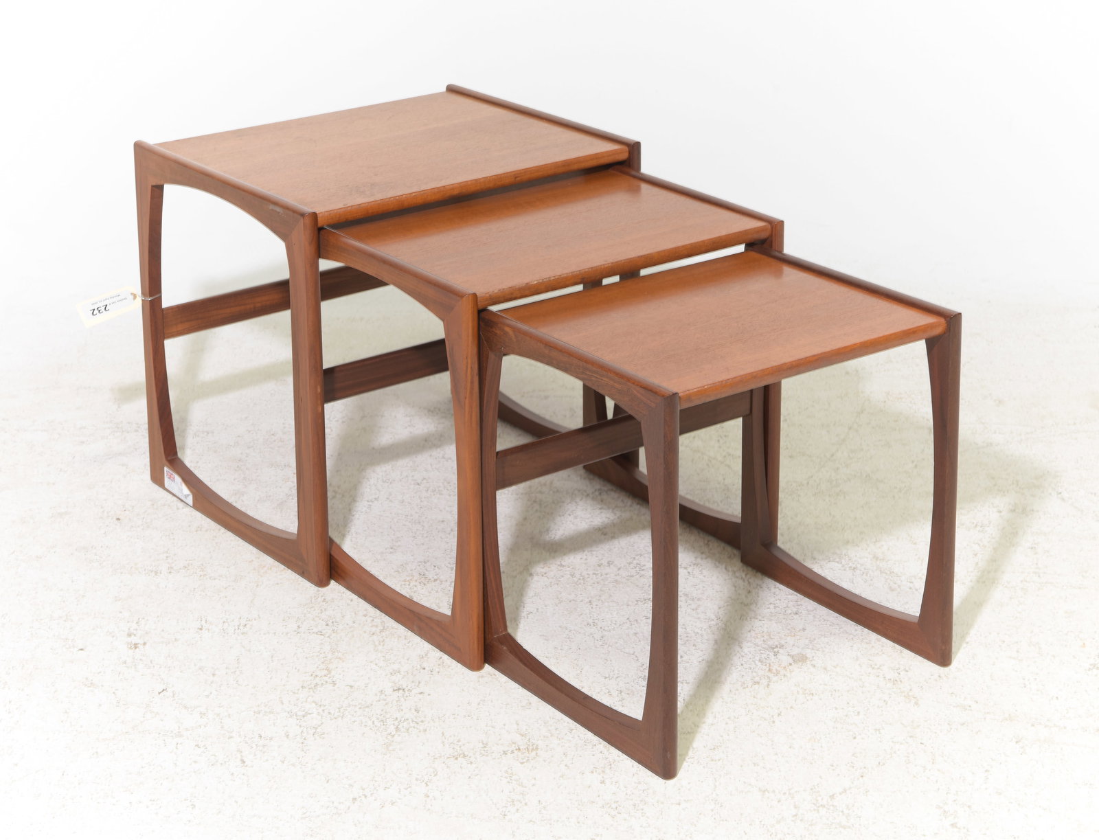 Mid Century Modern Quadrille Nest of 3 Tables #2 (1 of 4)