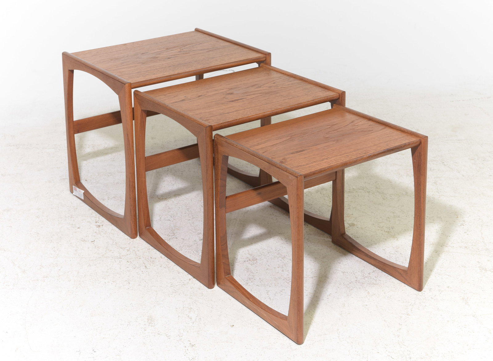Mid Century Modern Quadrille Nest of 3 Tables #3 (1 of 4)