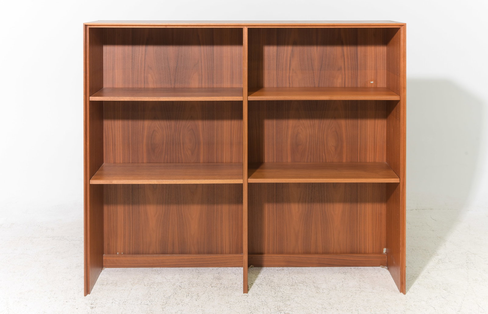 Mid Century Modern Bookshelf / Cabinet Top #1 (1 of 2)