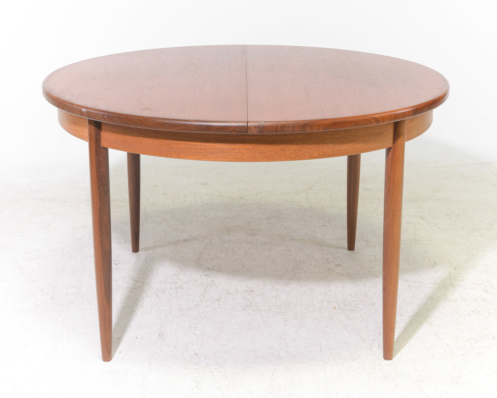 Round Mid Century Table By G-Plan - Pop Up Leaf (1 of 4)