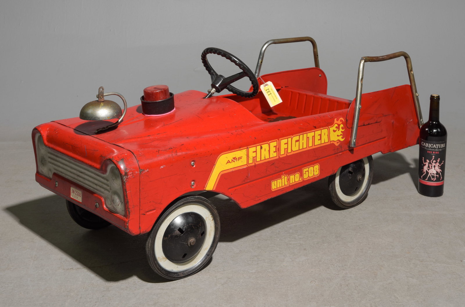 American AMF Fire Fighter Pedal Car (1 of 5)