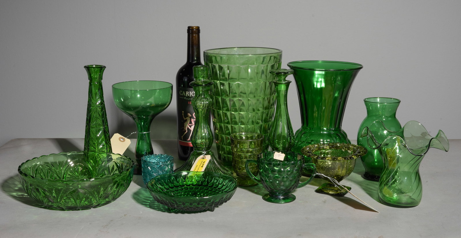 14pcs Assorted Pressed Glass Vases, Bowls, ETC. (1 of 5)