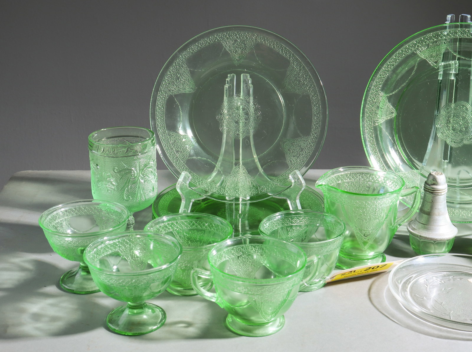 31pcs Assorted Vasseline Glassware - 4