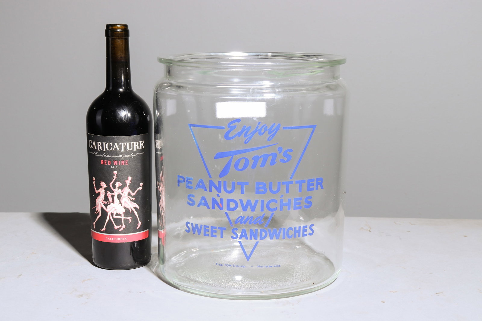 Vintage Toms Peanut Butter Sandwiches Glass Jar (1 of 2)