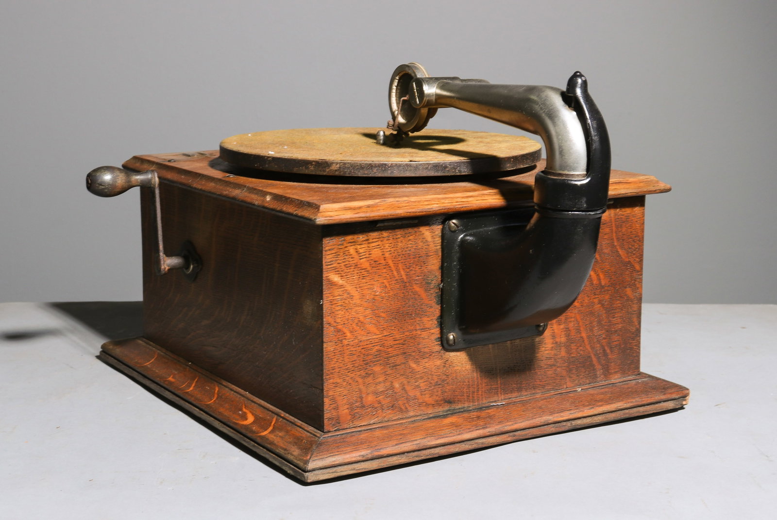 Victor Talking Machine Co. Record Player - 4