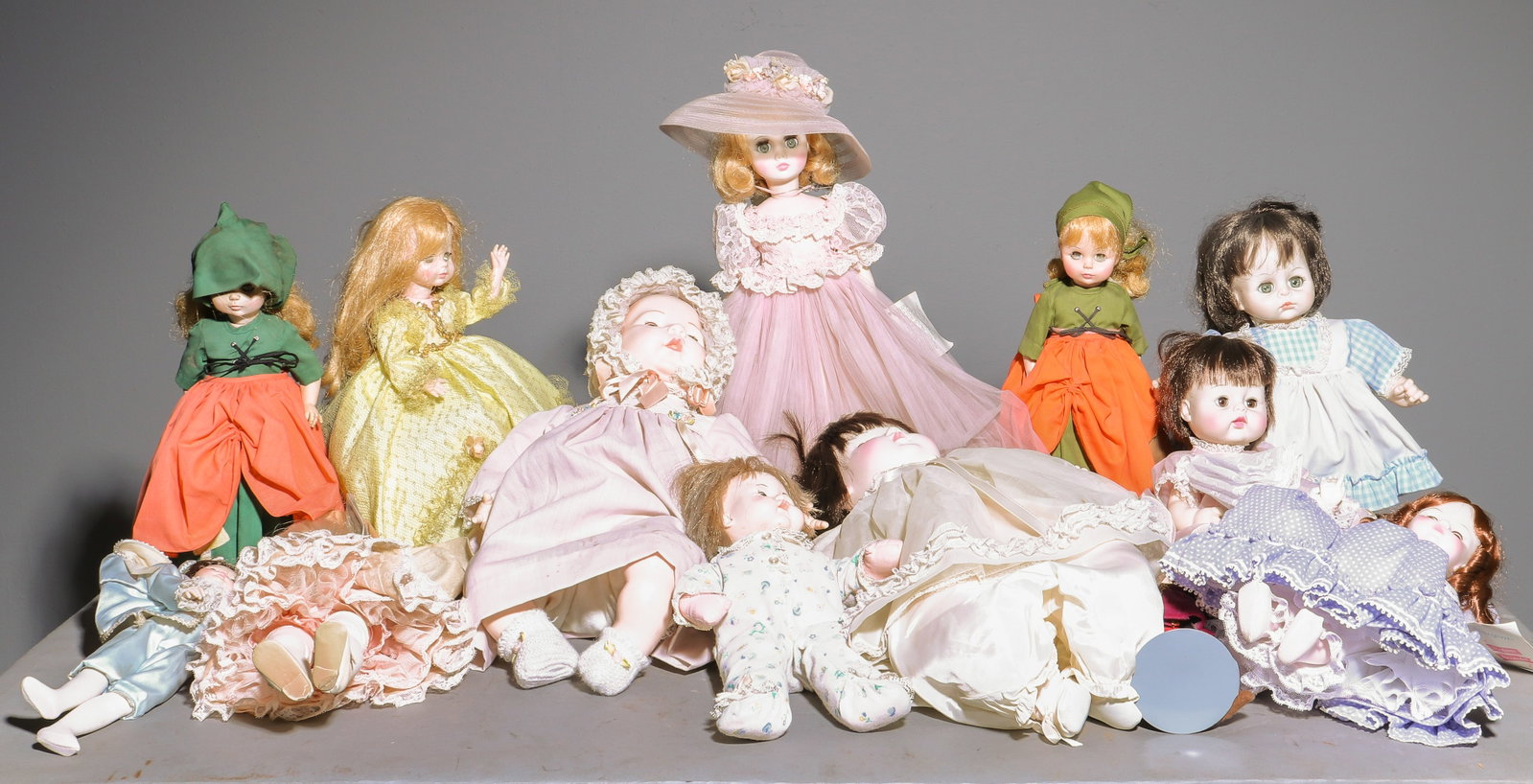 13 Assorted Vintage Dolls (1 of 5)
