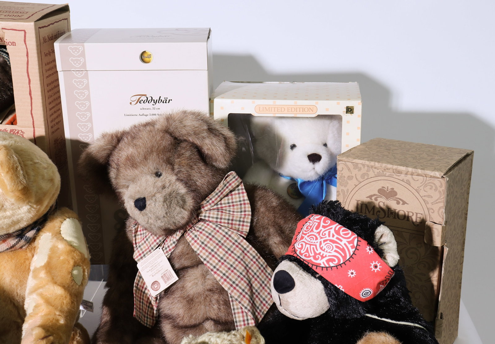 30 Assorted Teddy Bears Collection - 4