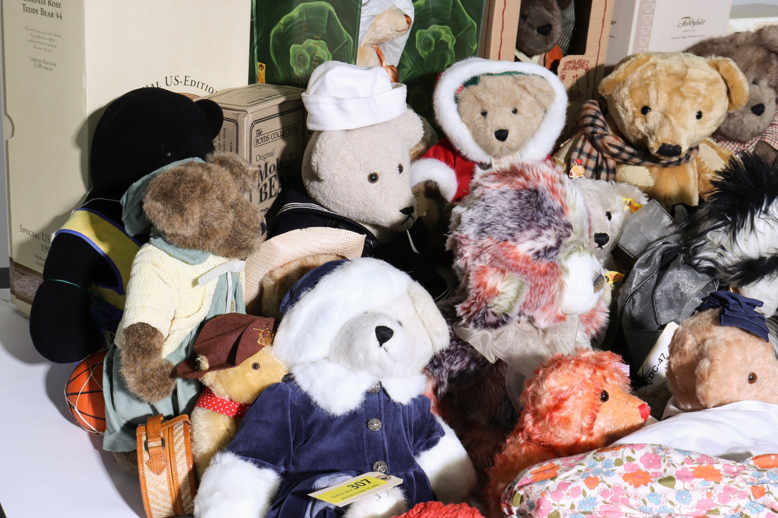 30 Assorted Teddy Bears Collection - 6