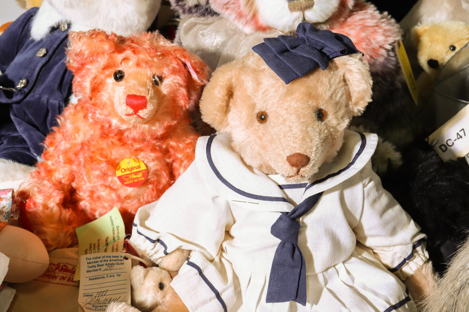 30 Assorted Teddy Bears Collection - 9