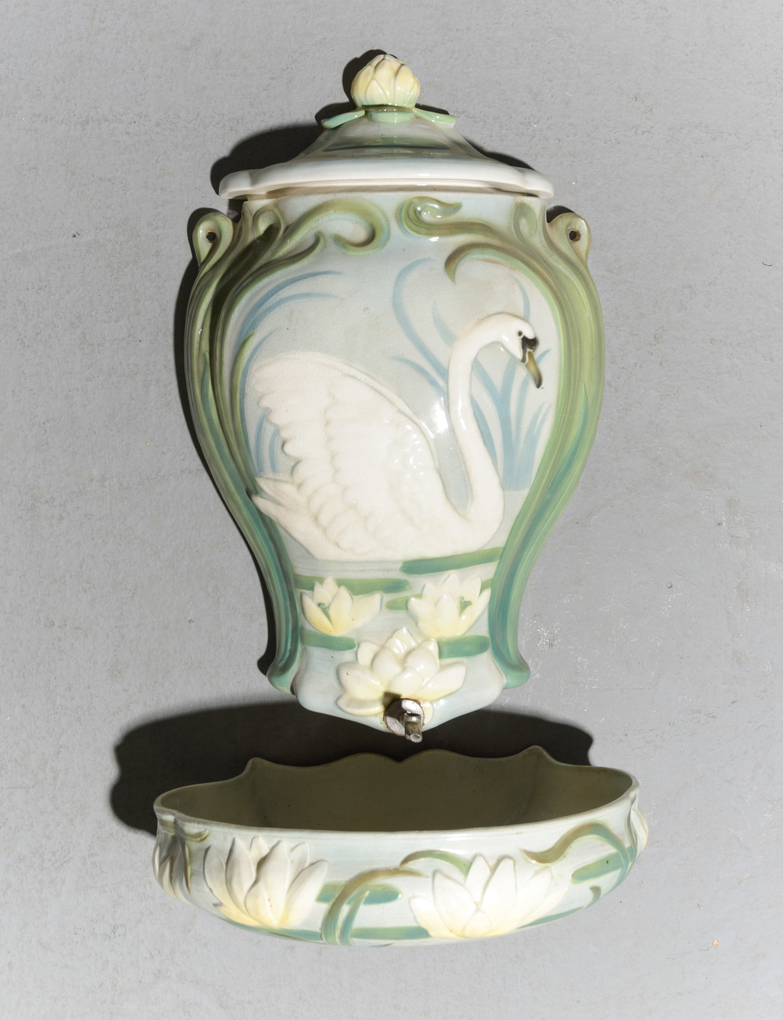 Porcelain Swan Water Font / Lavabo: Porcelain Swan Water Font / Lavabo - 22 in tall x 15 x 6 and the pocket is 9.5 in tall x 16 x 4.5