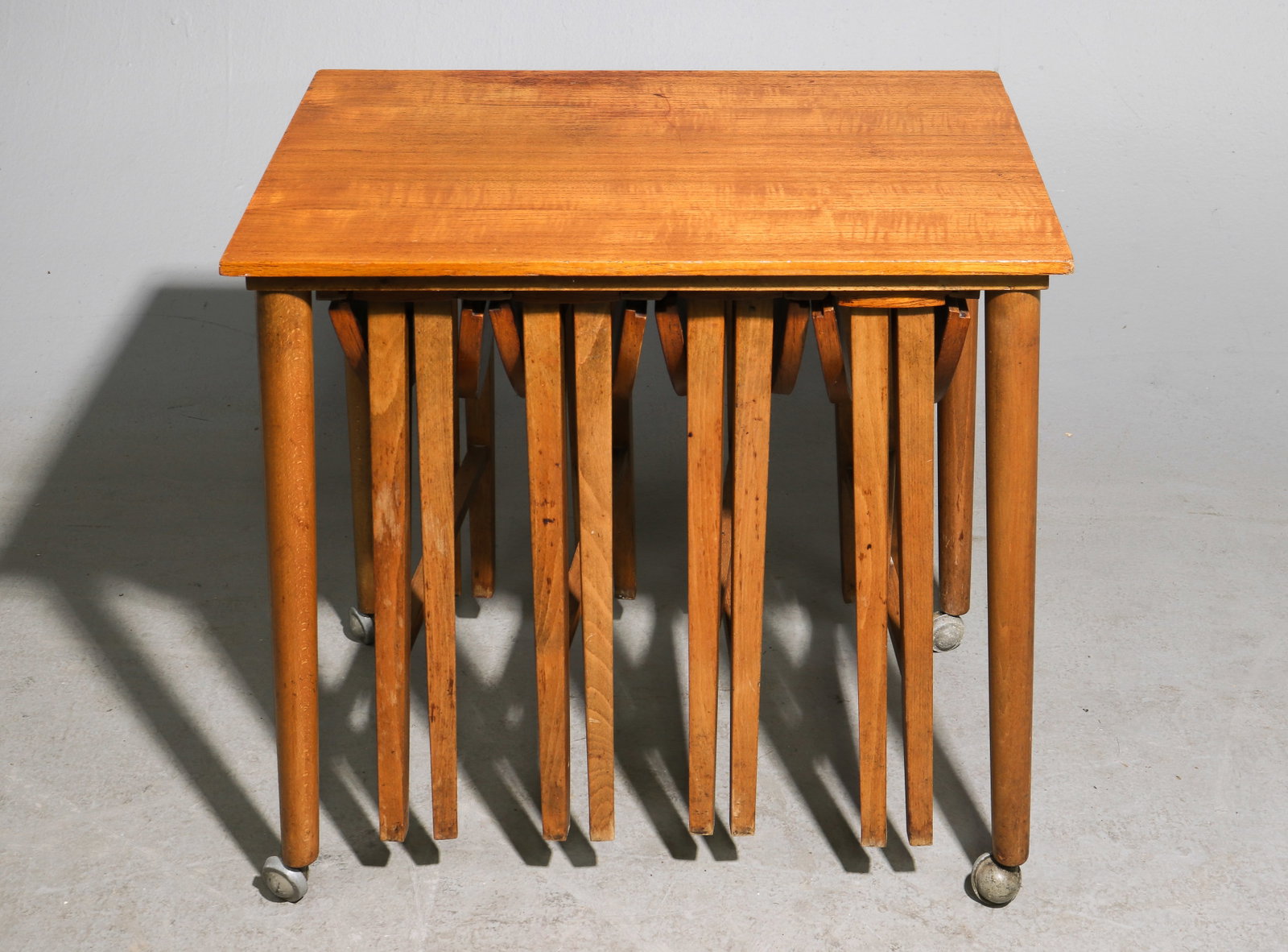 Mid Century Modern Nest of 5 Tables #1 (1 of 4)