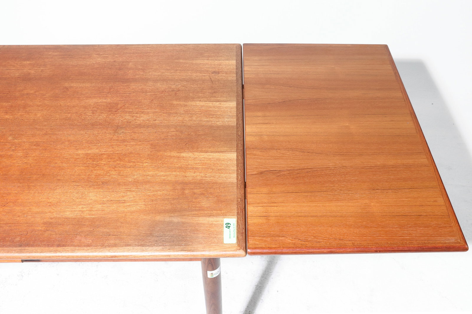 Mid Century Modern Draw Leaf Dining Table - 4