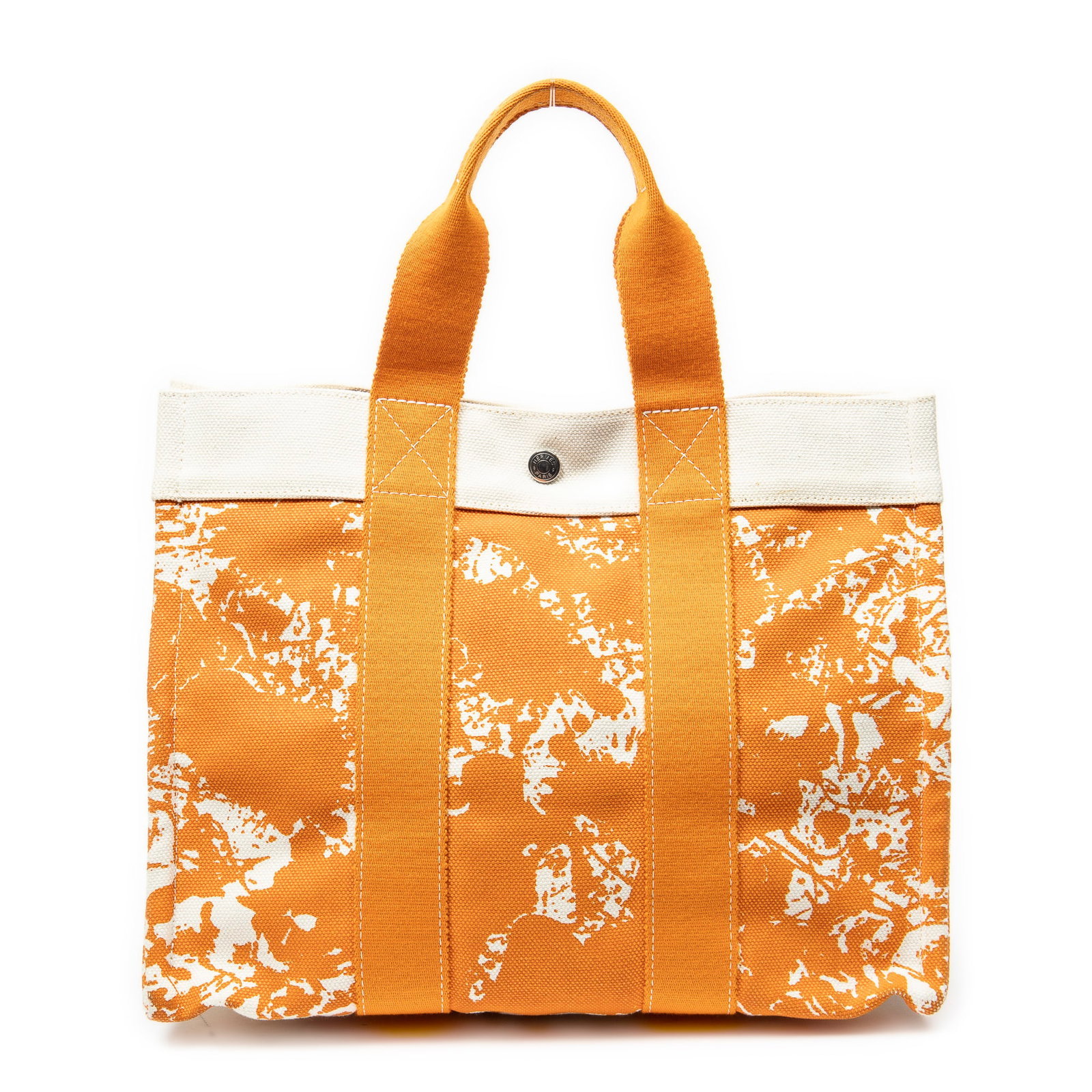 Hermes Bora Bora Tote PM in Orange/Ivory Printed Canvas: Genuine Pre-Owned Hermes Bora Bora Tote PM in Orange/Ivory Printed Canvas made in France in A condition. Date Code is None Measurements: 34*25*17cm (Length * Height * Width). This lot includes a certi