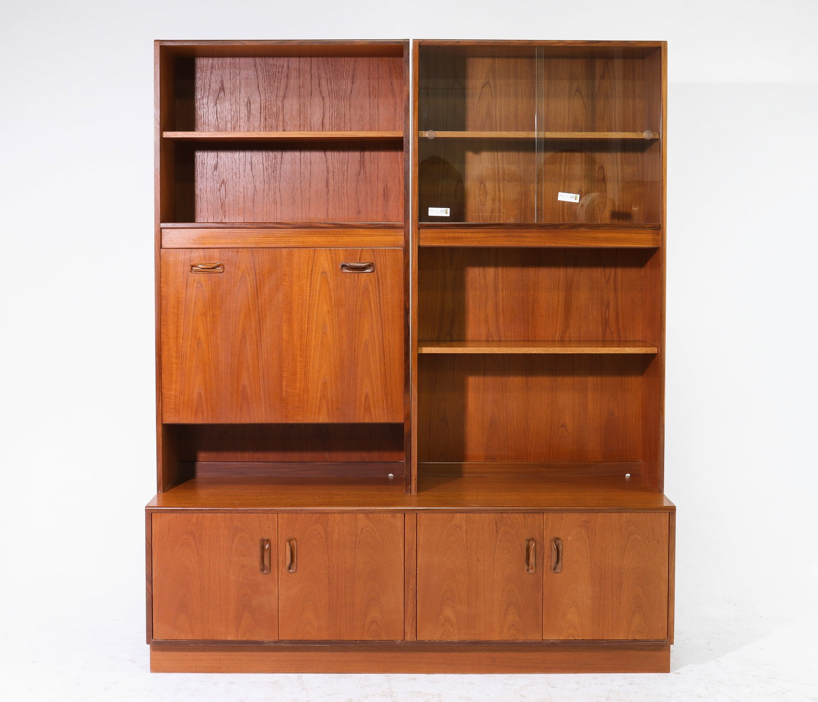 Mid Century Cocktail Cabinet / Wall Unit - Gplan (1 of 10)