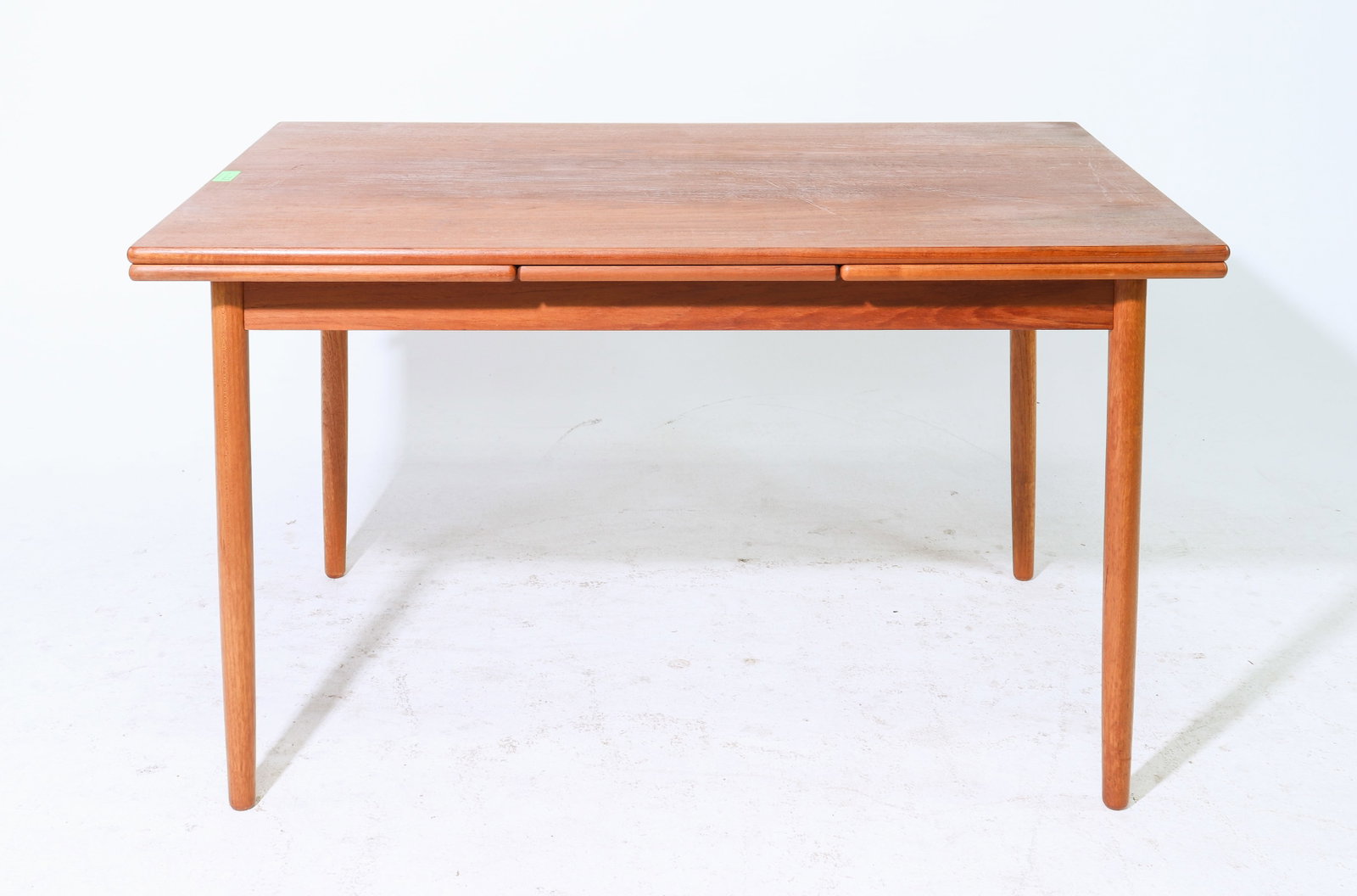 Danish Modern Draw Leaf Dining Table: Danish Mid Century Modern Draw Leaf Dining Table - 29.5 in tall x 51 x 33.5, leaves are 18 in each