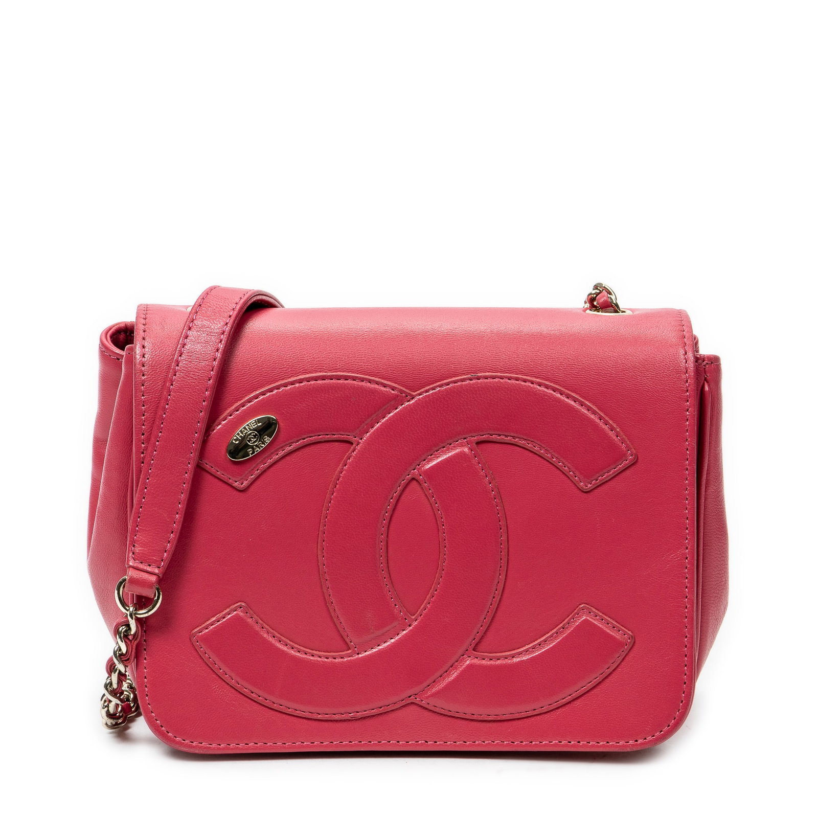 Chanel Small Mania Flap in Pink Calfskin Leather: Genuine Pre-Owned Chanel Small Mania Flap in Fuchsia Pink Calfskin Leather made in France in A condition. Date Code is 27465783 (2019) Measurements: 18*14*5.5cm (Length * Height * Width). This lot inc