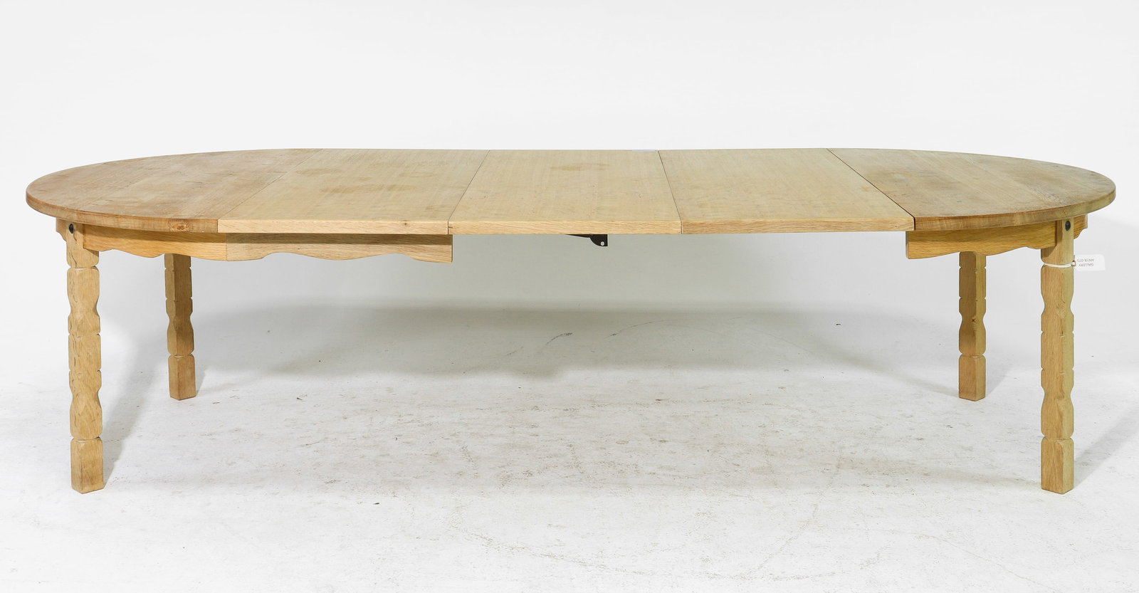 Danish Oak Round Table with Three Insertable Leaves - 2