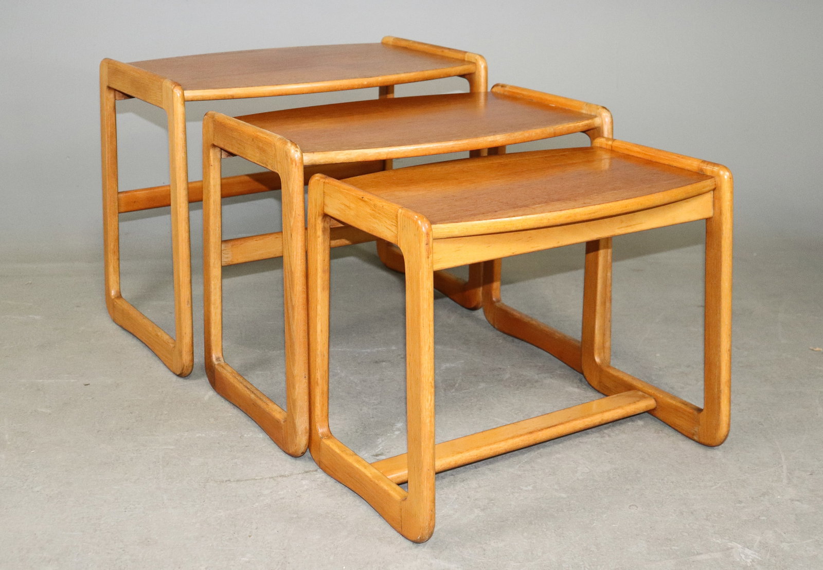 Mid Century Modern Nest of Three Tables (1 of 4)
