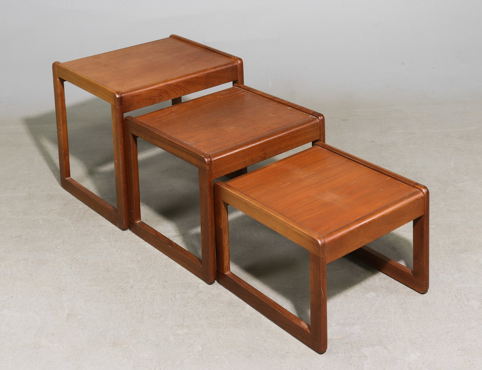 Mid Century Modern Nest of Three Tables: Danish Modern Style Nest of Three Tables - 17 in tall x 19.75 x 17, 14 in tall x 17.75 x 17 and 11.25 in tall x 15.75 x 16.75