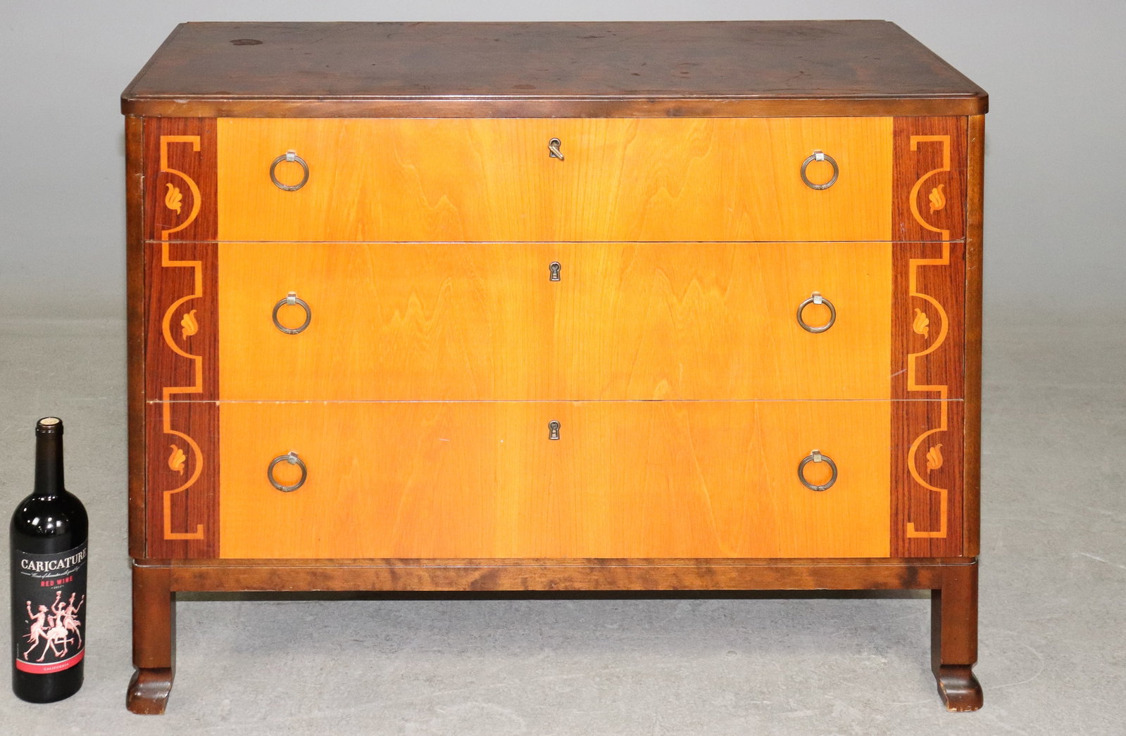Swedish Art Deco Style 3 Drawers Chest: Swedish Art Deco Style 3 Drawers Chest - 26 in tall x 35.5 x 18