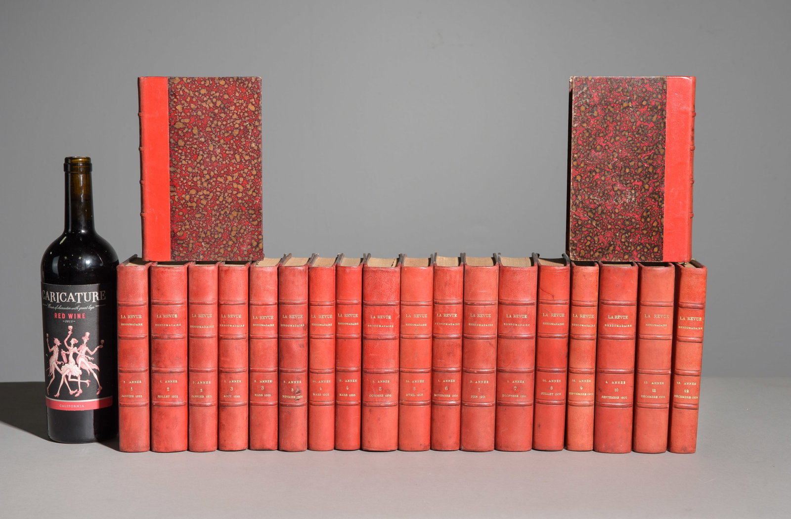 20 La Revue French / European Red Bound Novels (1 of 3)