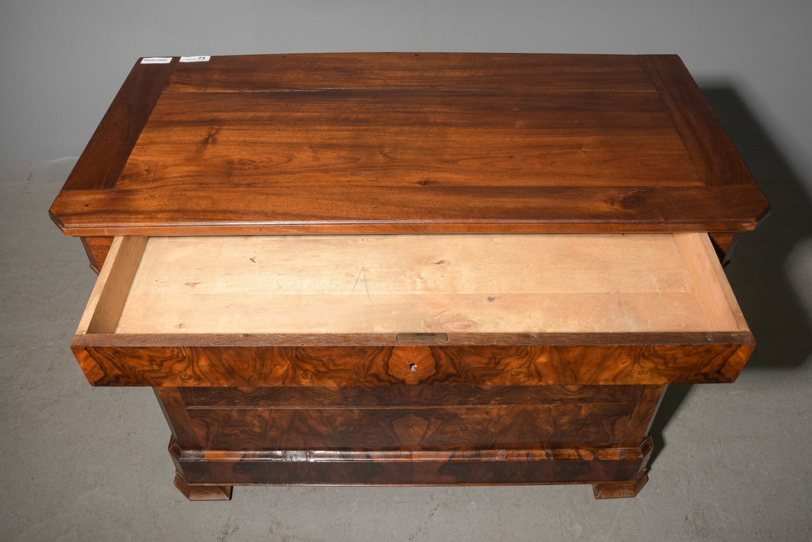 French Figured Walnut Four Drawer Chest - 2