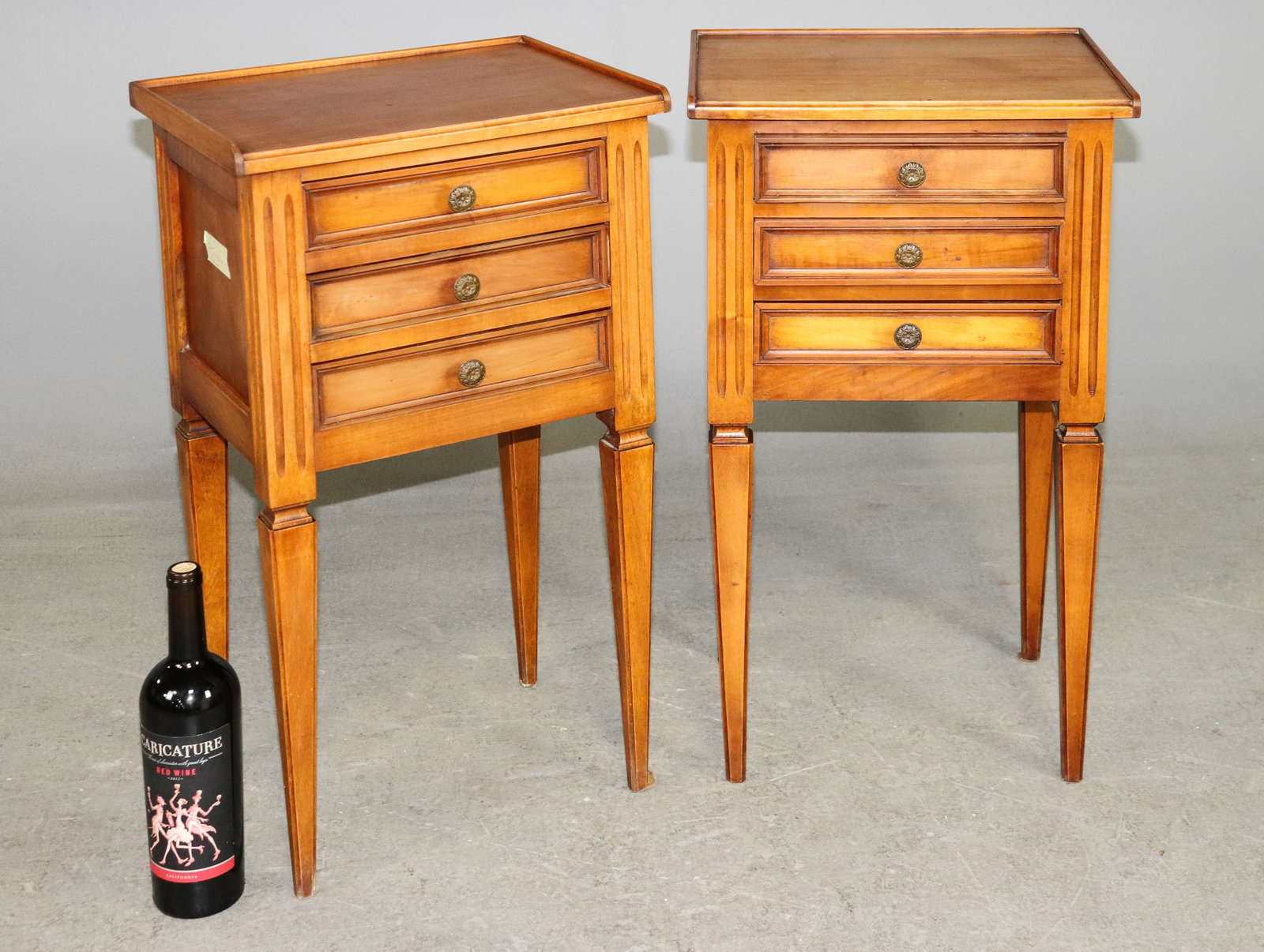 Pair Of Louis XVI Style Pot Cupboards / Nightstands (1 of 5)