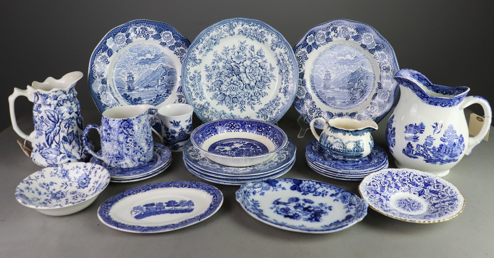 25pcs Assorted Blue & White China - Plates, Cups, ETC. (1 of 7)