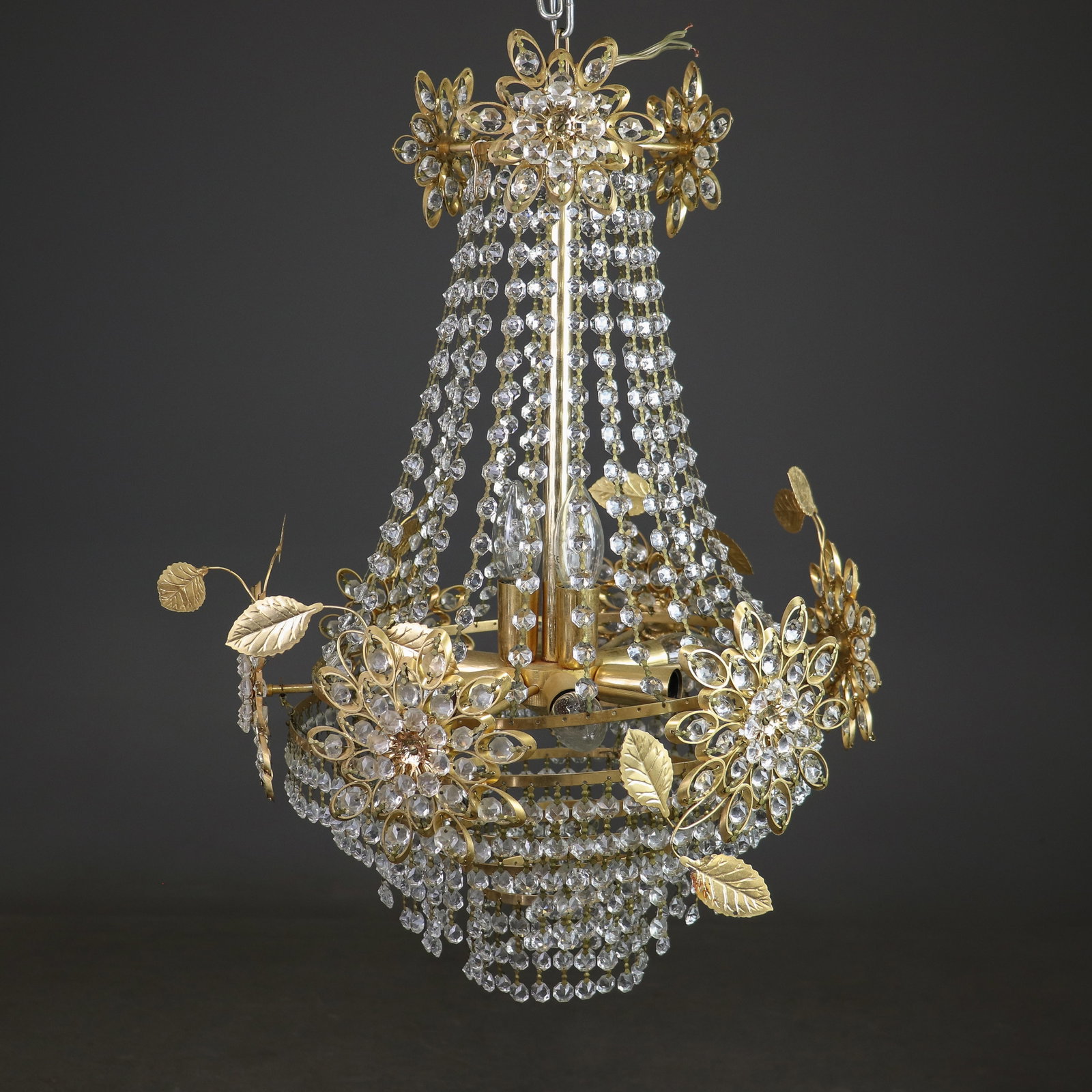 French Style Basket Crystal Chandelier: French Style Basket Crystal Chandelier - 25 in tall x 19 in diameter