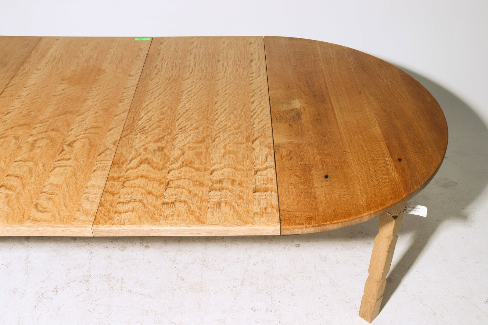 Danish Oak Round Table with Three Insertable Leaves - 4