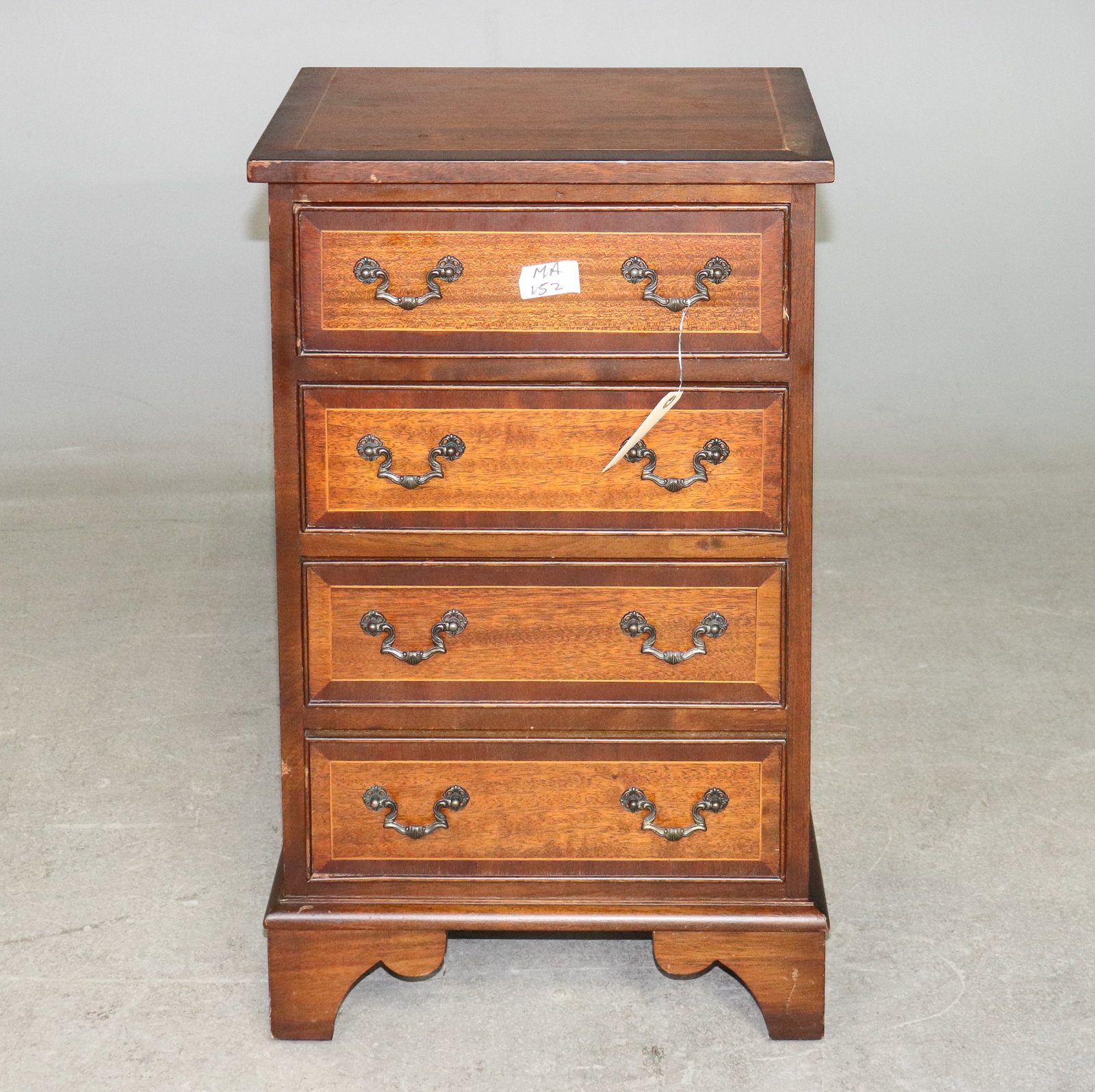English Oak 4 Drawers Occasional Chest (1 of 4)