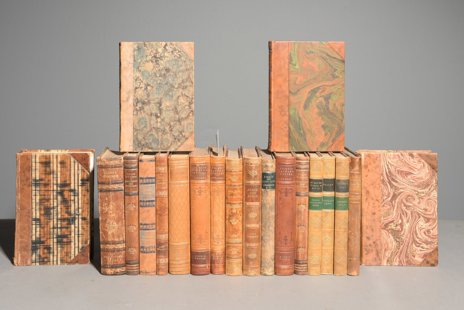20 Assorted Leather Bound European Books #2 (1 of 7)