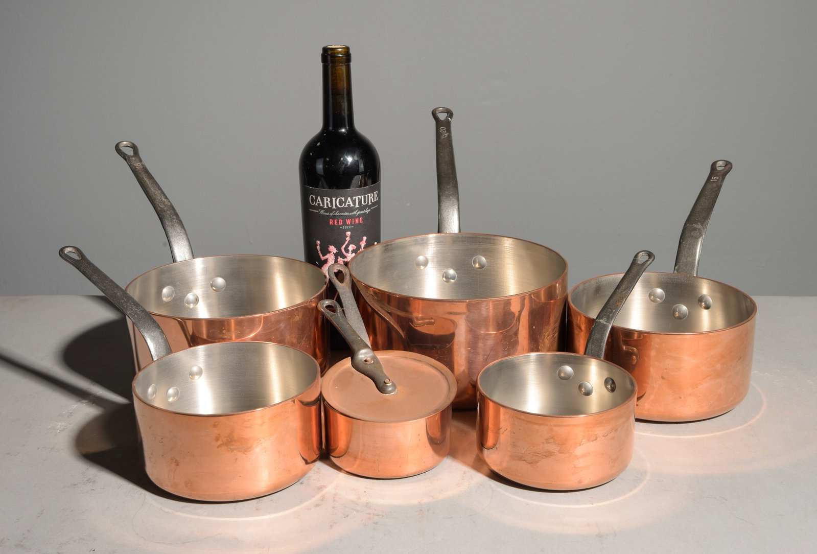 7pcs - 6 French Copper Pans & 1 Lid (1 of 3)