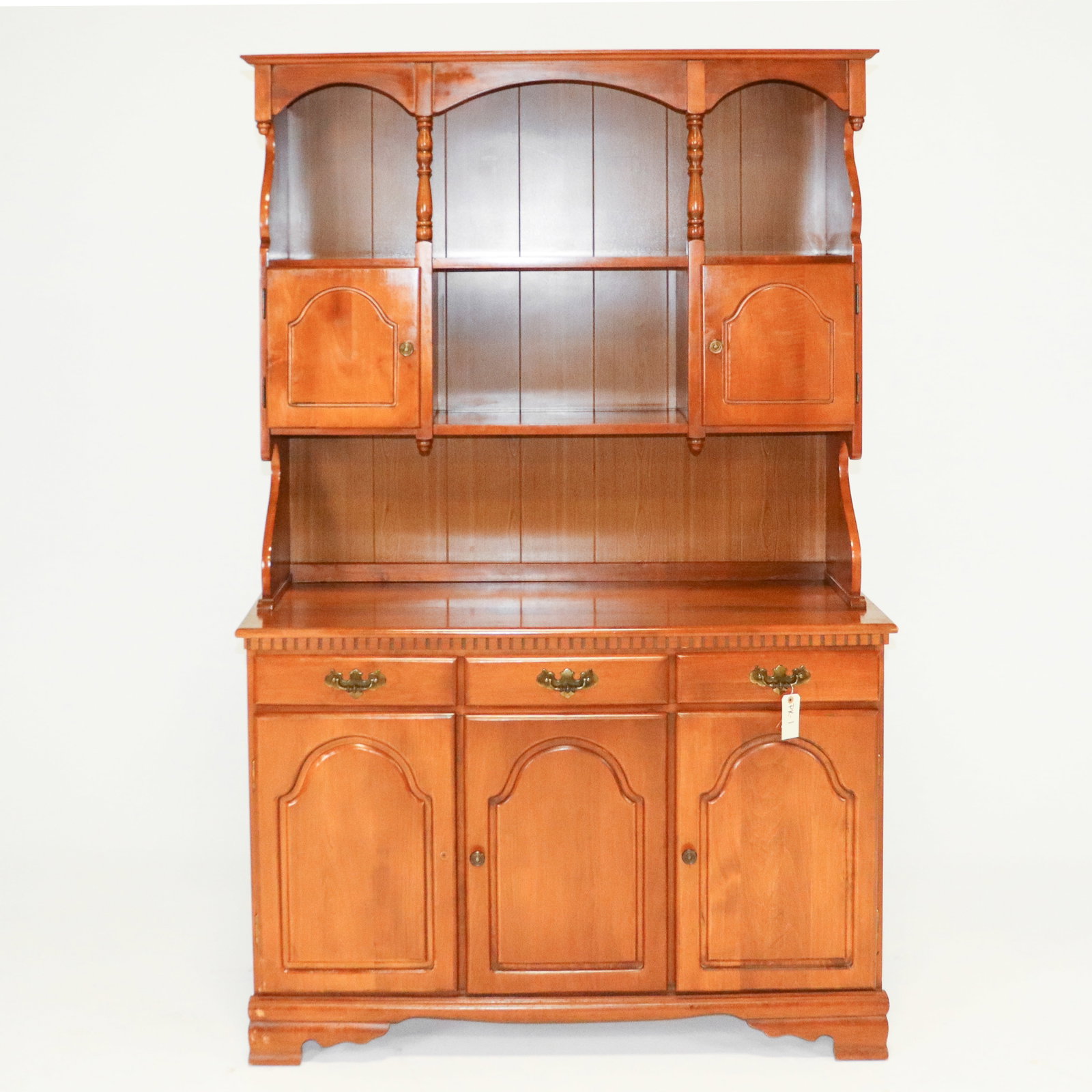 Oak Modern American Buffet / Cupboard (1 of 7)