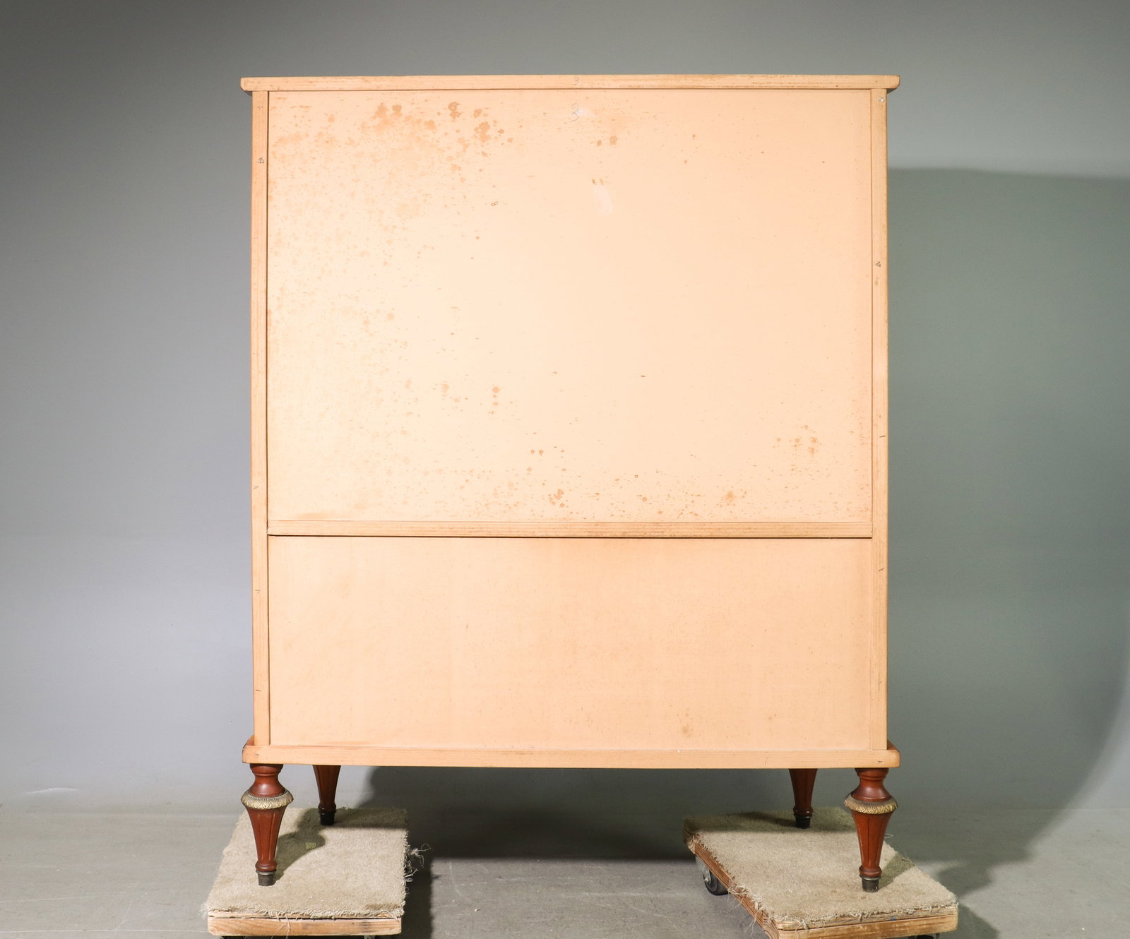 Louis XVI Style Walnut Marble Top Showcase - 7