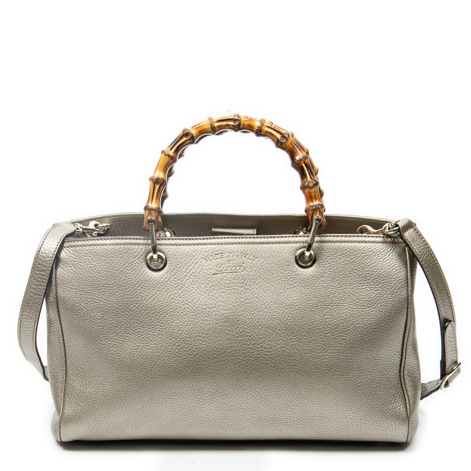 Gucci Bamboo Shopper Tote in Gold Calfskin Leather: Genuine Pre-Owned Gucci Bamboo Shopper Tote in Gold Grained Calfskin Leather made in Italy in A condition. Date Code is 323660 001998 Measurements: 33*21*14cm (Length * Height * Width). This lot inclu