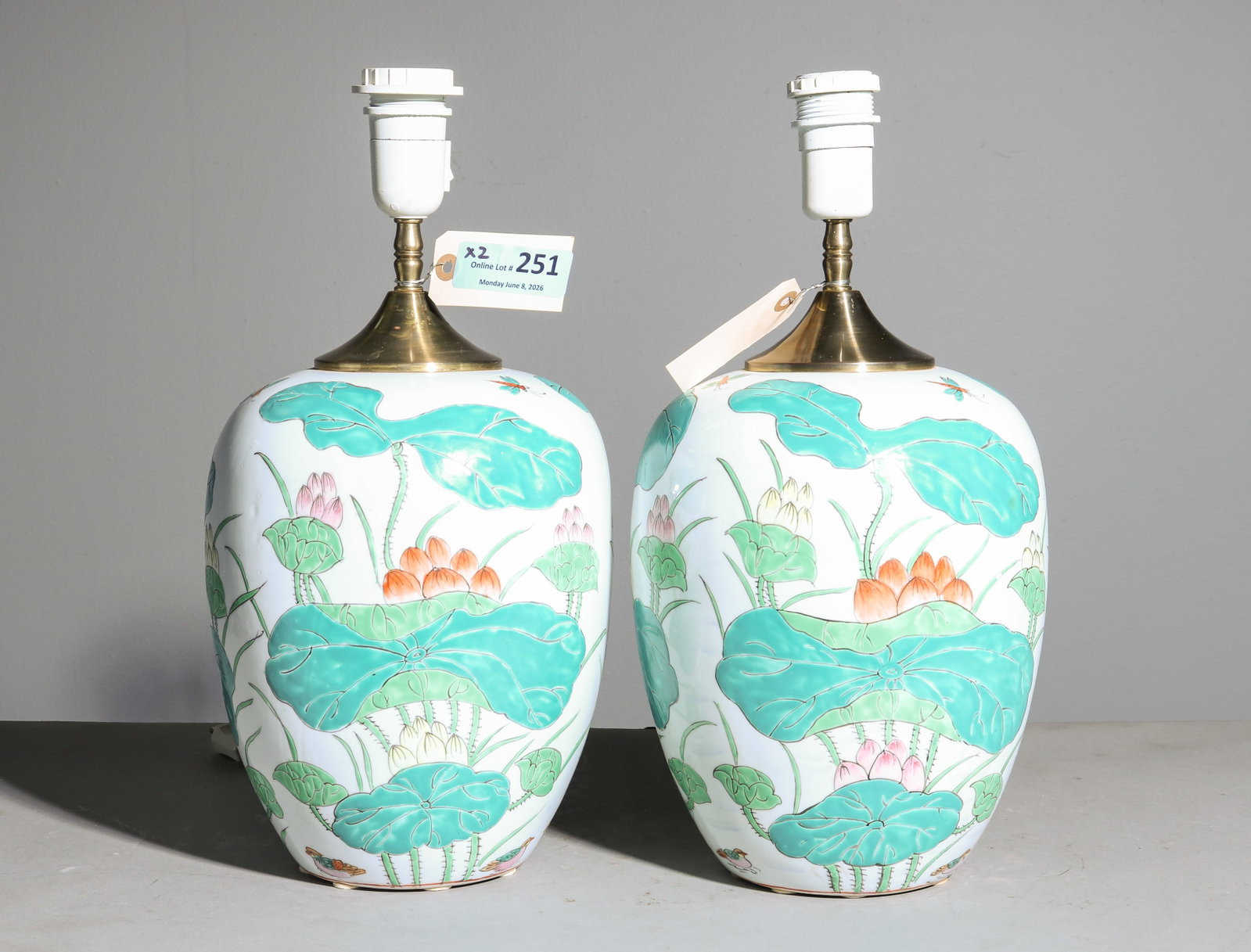 Asian Style Pair of Porcelain Lamps (1 of 6)