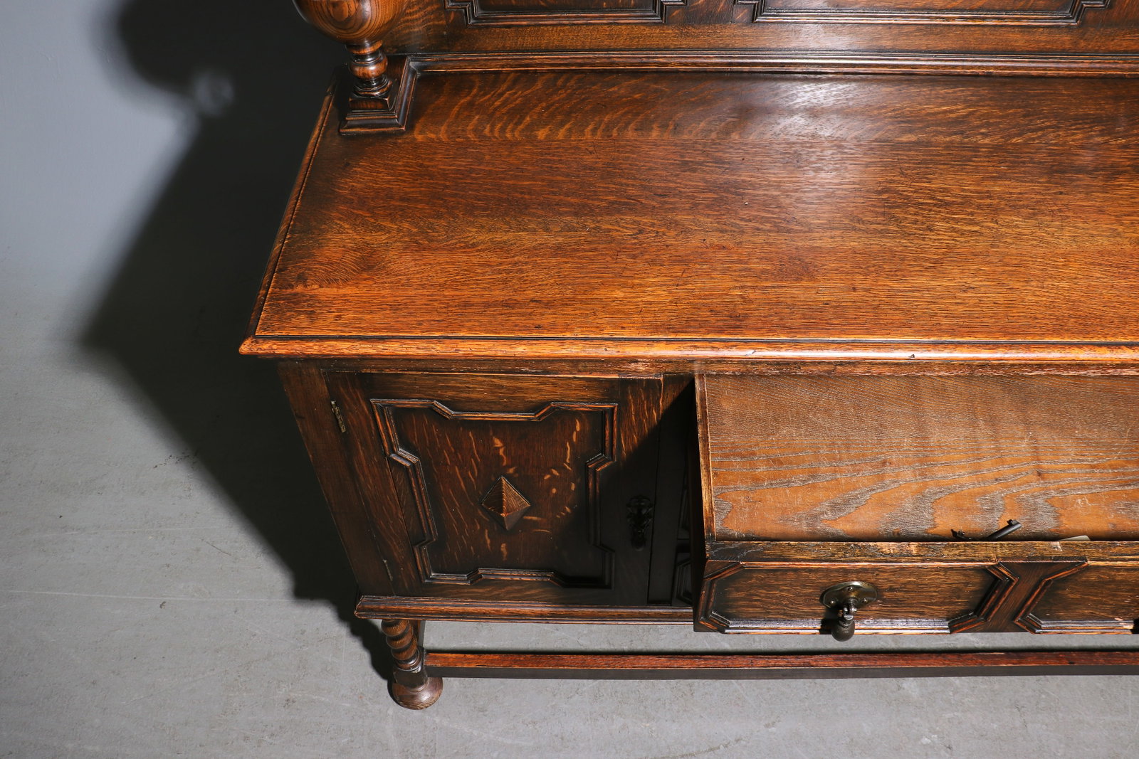 Jacobean Oak Barley Twist Sideboard / Server - 3