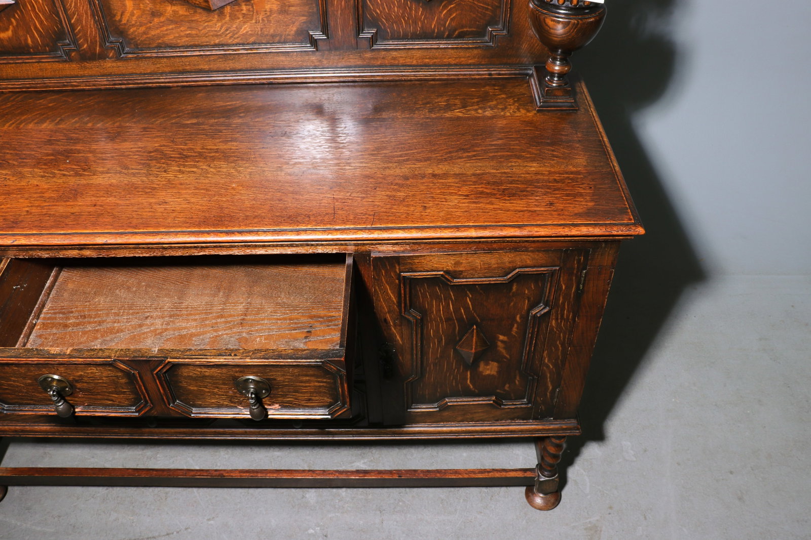 Jacobean Oak Barley Twist Sideboard / Server - 4