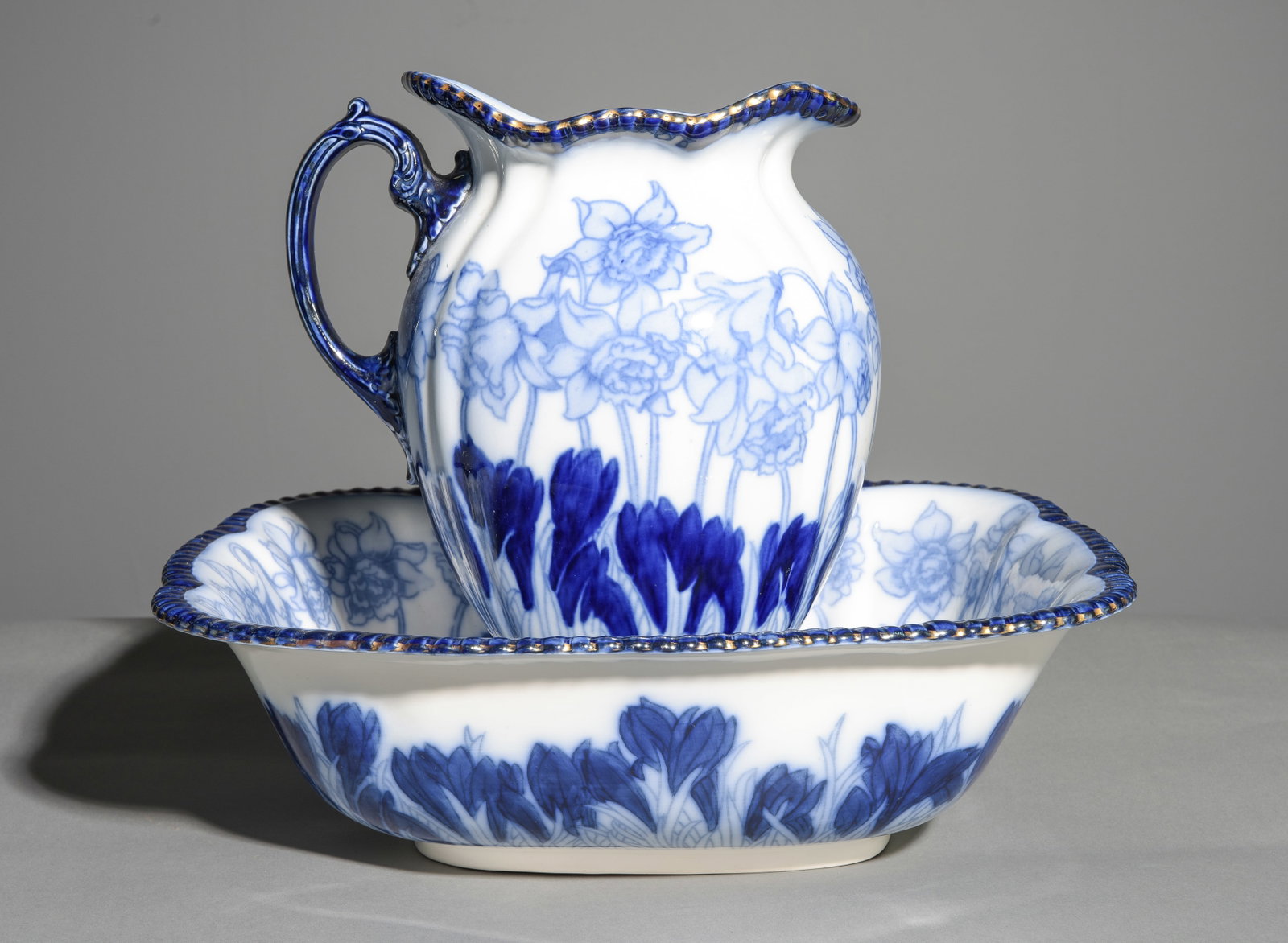 Flo Blue & White Bowl & Pitcher Set (1 of 6)