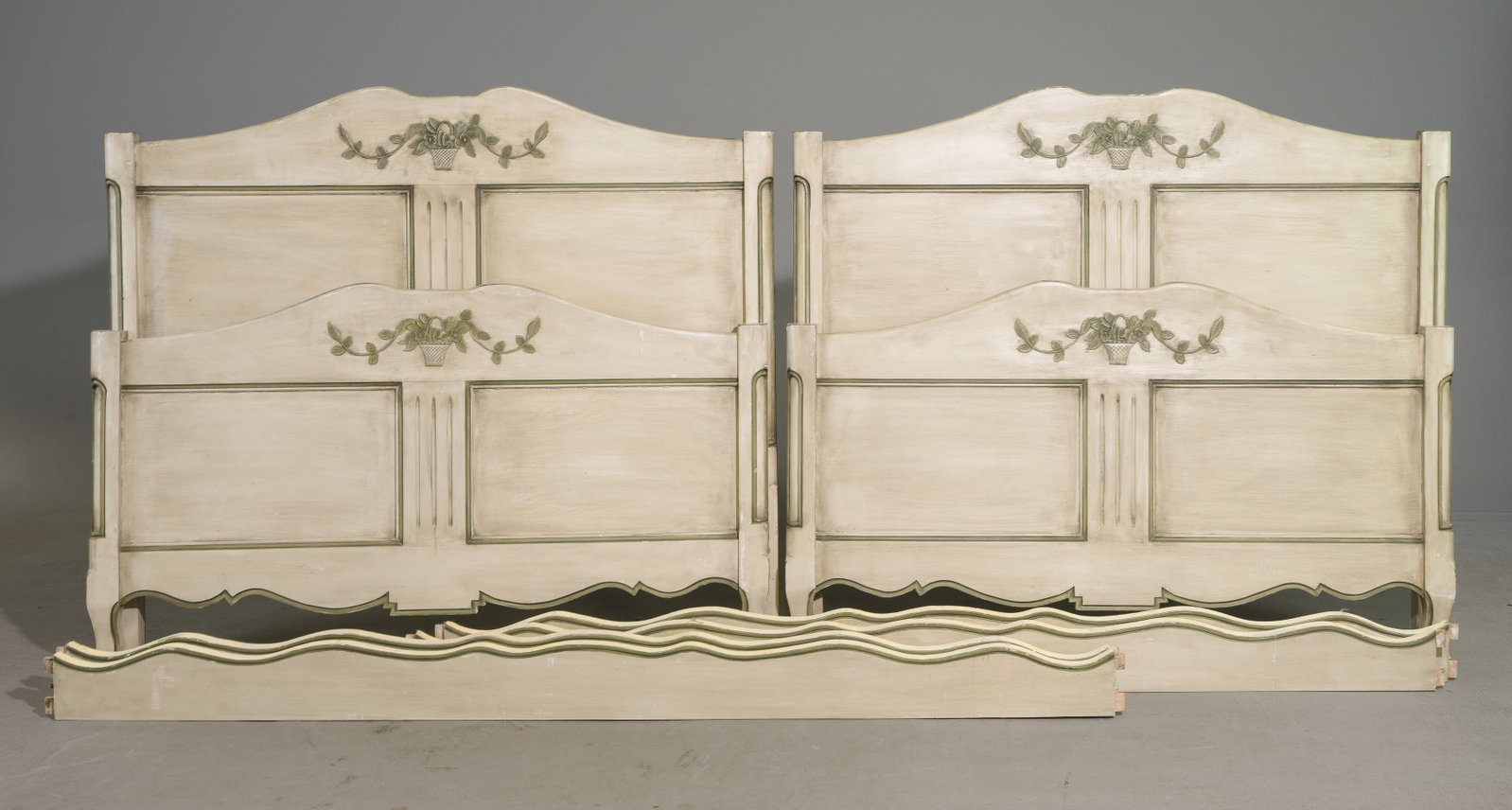Louis XV Style Painted Pair of "Twin" Beds (1 of 4)