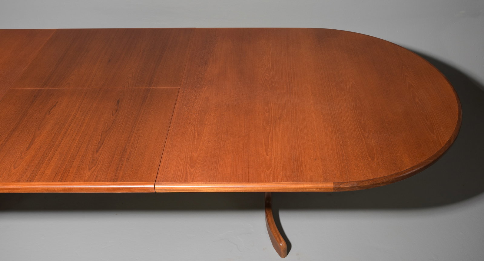 Mid Century Modern Large Gplan Oval Dining Table - 5