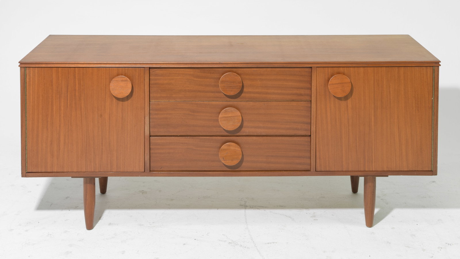 Mid Century Modern Low Credenza / Dresser (1 of 7)
