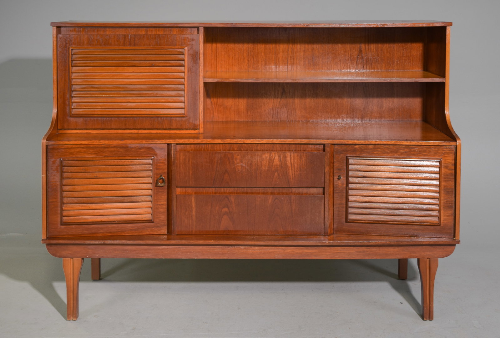 Mid Century Modern Cocktail Sideboard / Hutch: Danish Modern Style Cocktail Cabinet / Hutch - 47.75 in tall x 65.75 x 17.75