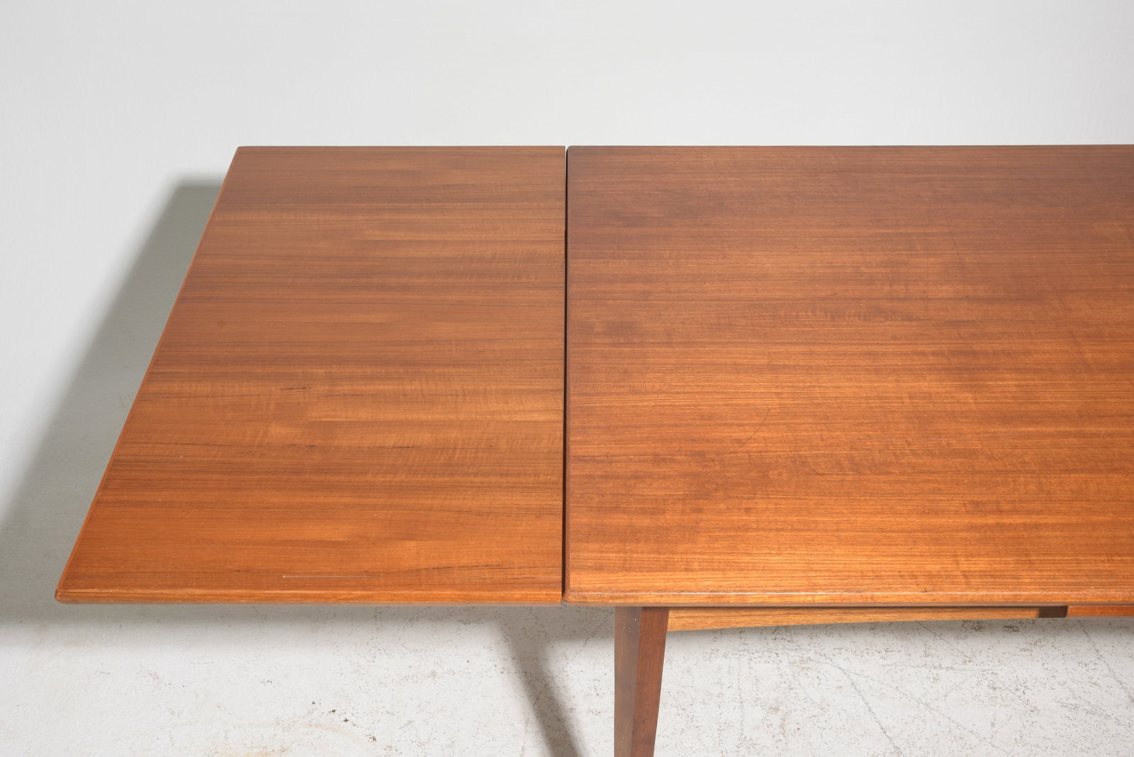 Danish Modern Draw Leaf Dining Table - 3