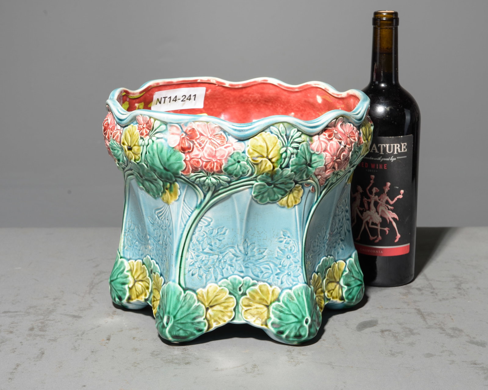 Digoin French Majolica Jardiniere / Planter: Digoin French Majolica Jardiniere / Planter with Floral Motif - 8.75 in tall x 11 x 10.5