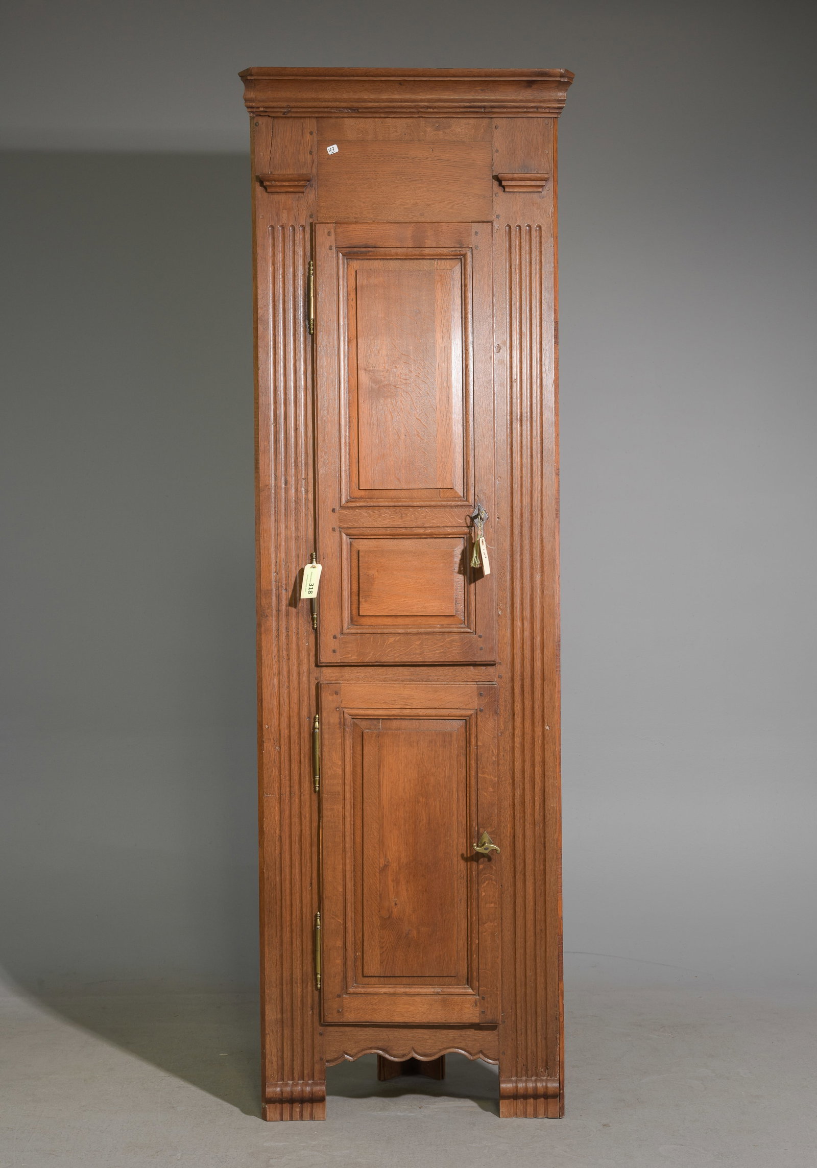 French Tall Oak Corner Cabinet / Cupboard (1 of 3)