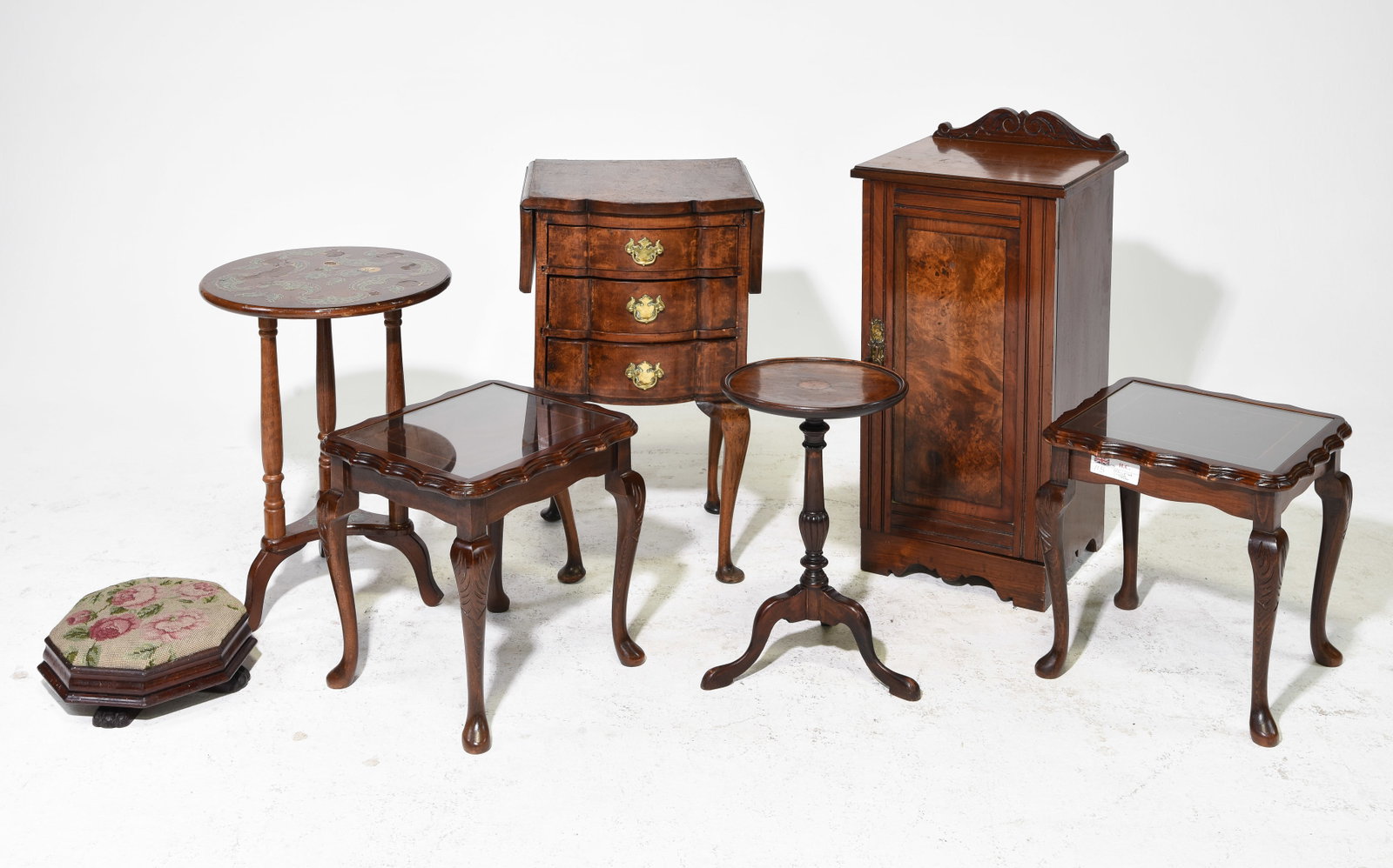 7pcs - British Nightstands, Side Tables, Etc. (1 of 6)