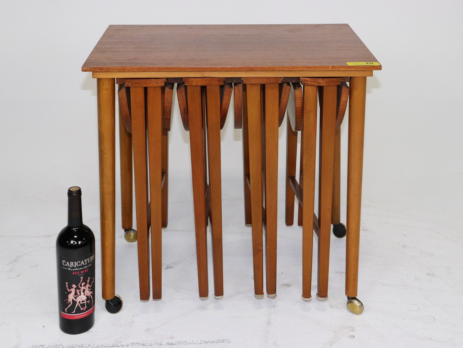 Mid Century Modern Nest of 5 Tables (1 of 4)