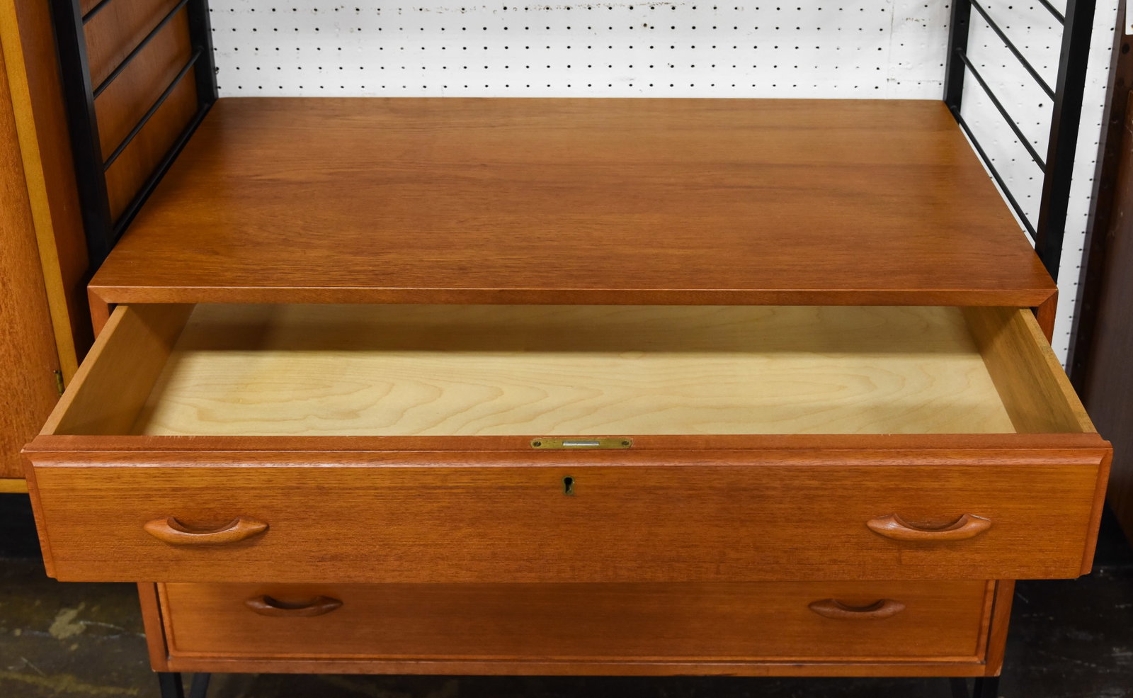 4 Bay Mid Century Wall Unit / System By Ladderax - 11